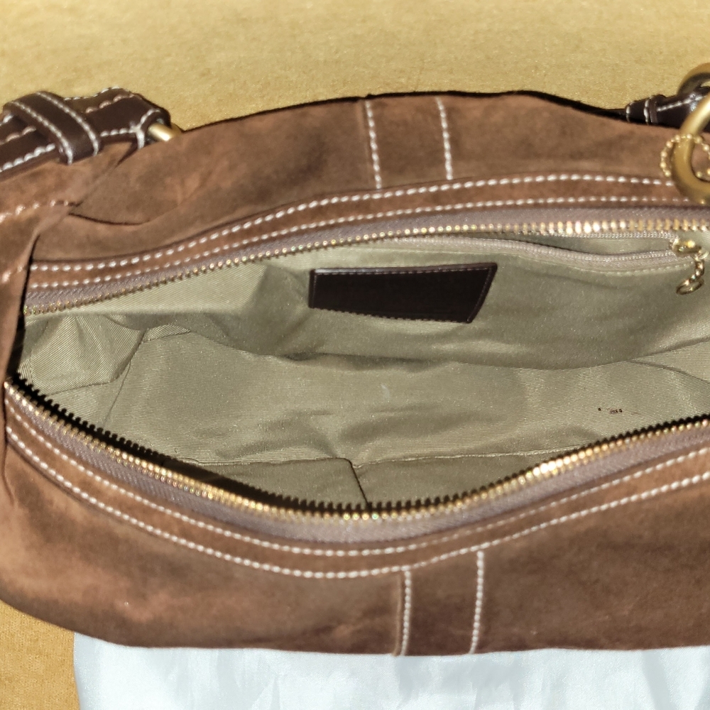 Bag - Picture 2 of 5
